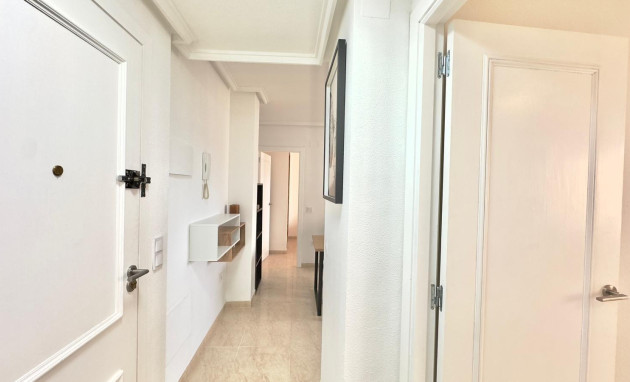 Herverkoop - Apartment - Torrevieja - Centro