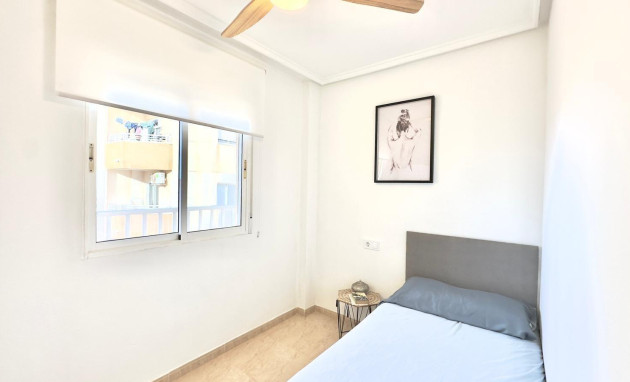 Herverkoop - Apartment - Torrevieja - Centro