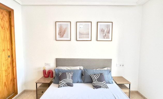 Herverkoop - Apartment - Torrevieja - Centro