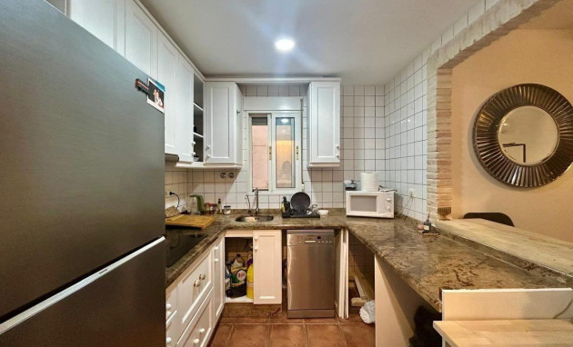 Resale - Apartment - Torrevieja - Acequion