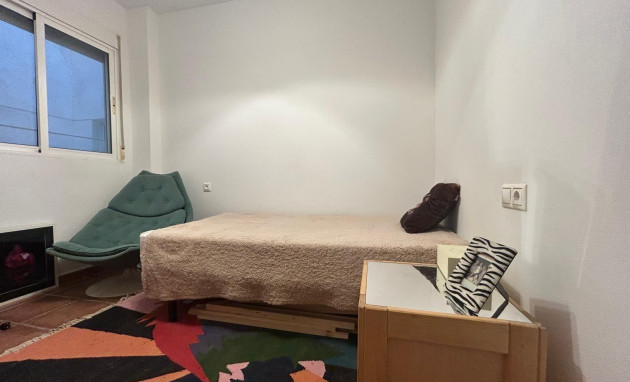 Resale - Apartment - Torrevieja - Acequion