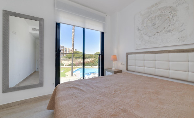 Resale - Apartment - Torrevieja - La Mata pueblo