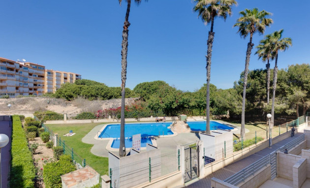 Resale - Apartment - Torrevieja - La Mata pueblo