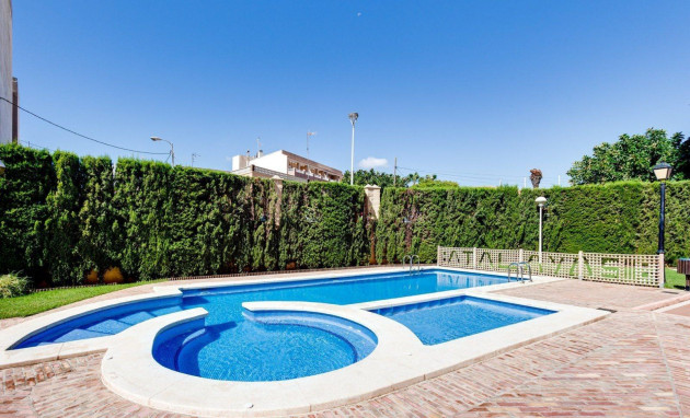 Resale - Apartment - Torrevieja - Torrejón