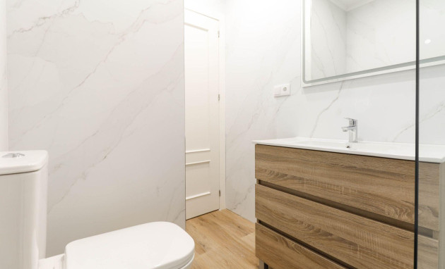 Resale - Apartment - Torrevieja - La Mata pueblo