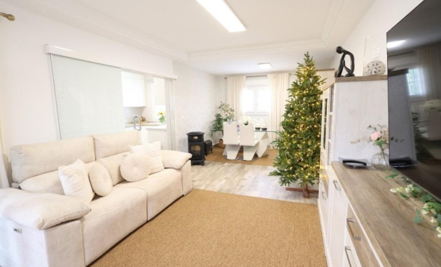 Herverkoop - Villa - San Miguel de Salinas - Las filipinas