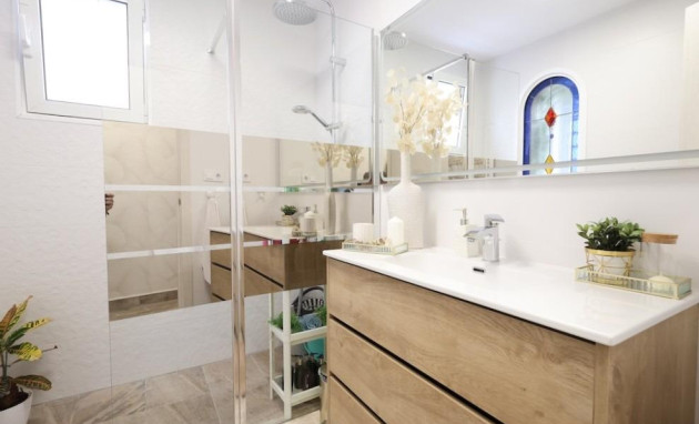 Herverkoop - Villa - San Miguel de Salinas - Las filipinas