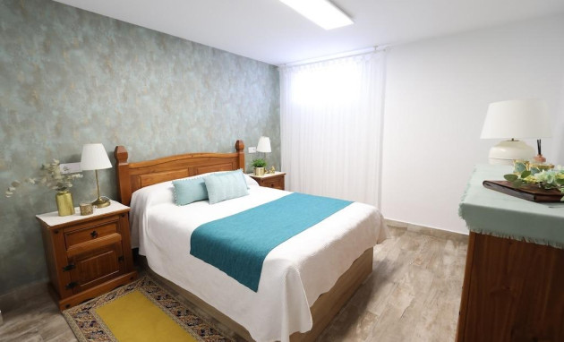 Herverkoop - Villa - San Miguel de Salinas - Las filipinas