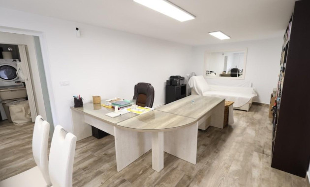 Herverkoop - Villa - San Miguel de Salinas - Las filipinas