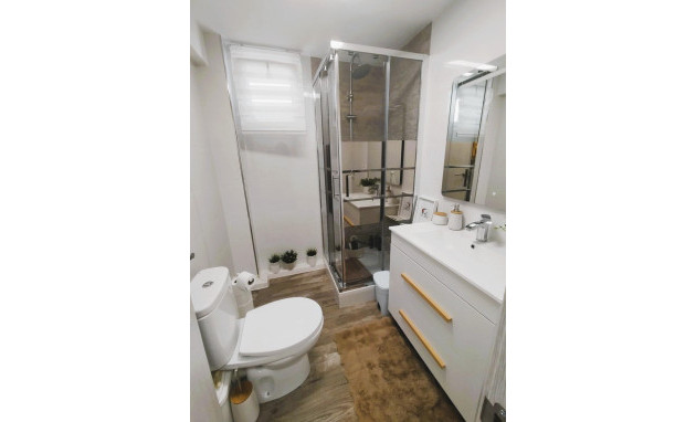 Herverkoop - Villa - San Miguel de Salinas - Las filipinas