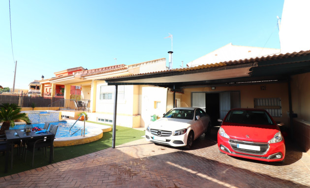 Herverkoop - Detached Villa - Almoradi - El Saladar