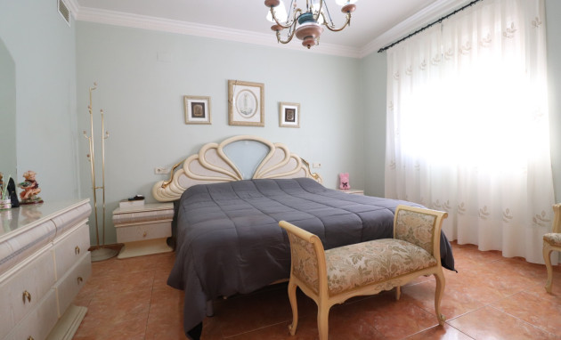 Herverkoop - Detached Villa - Almoradi - El Saladar