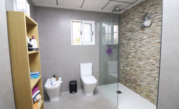 Herverkoop - Detached Villa - Almoradi - El Saladar