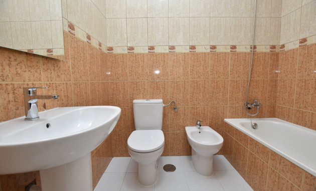 Herverkoop - Terraced house / Townhouse - Torrevieja - Lago Jardín II