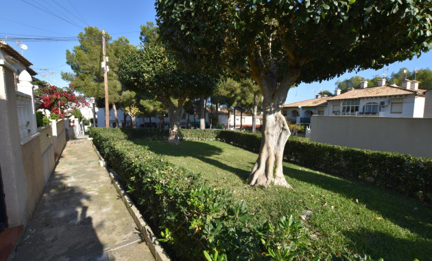 Herverkoop - Terraced house / Townhouse - Torrevieja - Lago Jardín II