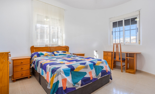 Herverkoop - Detached Villa - Torrevieja - Urbanización San Luis