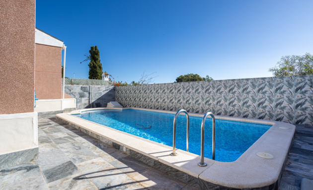 Herverkoop - Detached Villa - Torrevieja - Urbanización San Luis