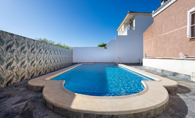 Herverkoop - Detached Villa - Torrevieja - Urbanización San Luis
