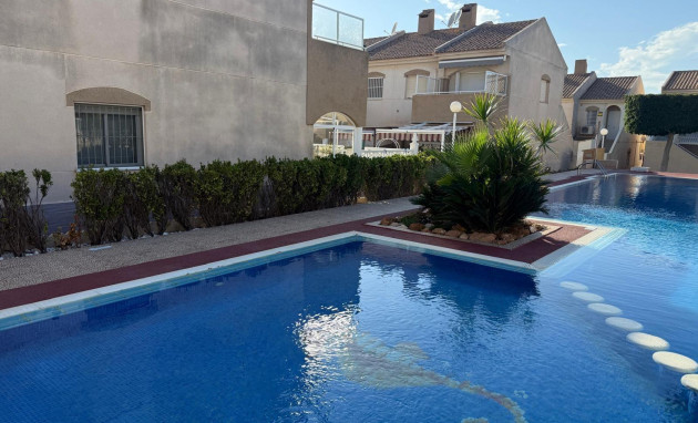 Herverkoop - Bungalow - Gelijkvloers - Torrevieja - Parque las naciones