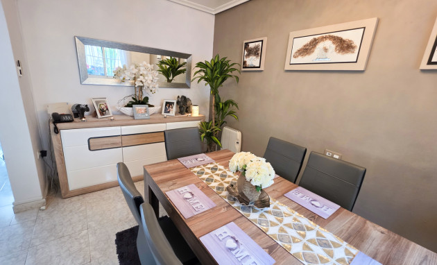 Revente - Villa - Villamartín