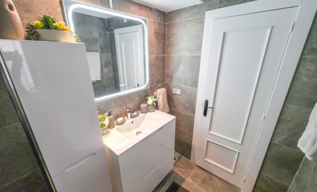 Revente - Villa - Villamartín