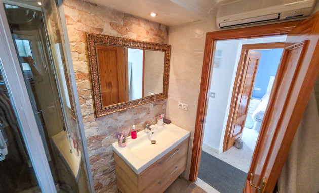 Revente - Villa - Villamartín