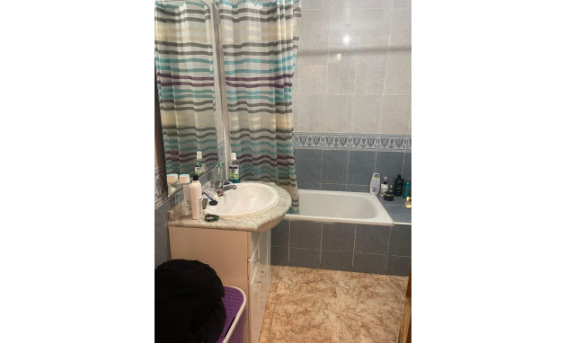 Herverkoop - Apartment - Torrevieja - Centro