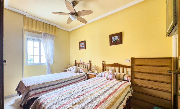 Herverkoop - Bungalow - Gelijkvloers - Torrevieja - Torreblanca