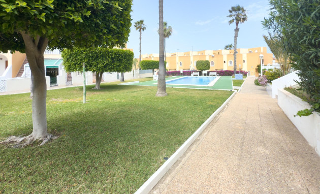 Herverkoop - Bungalow - Gelijkvloers - Torrevieja - Torreblanca