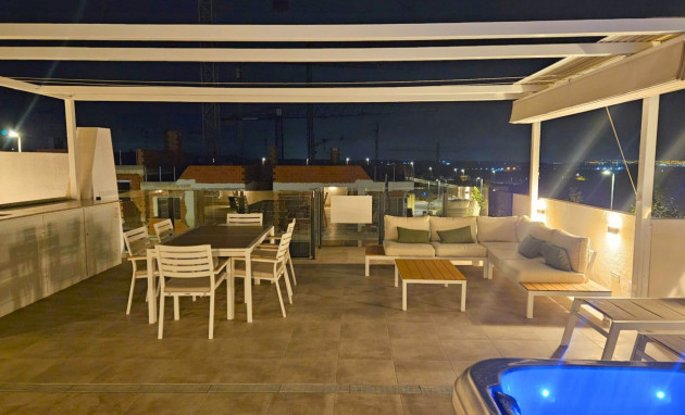 Revente - Attique - San Miguel de Salinas