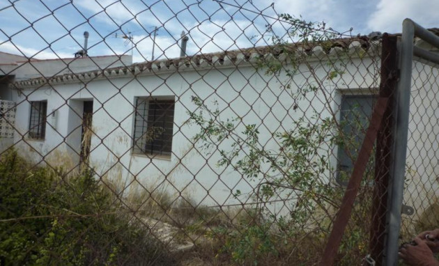 Herverkoop - Country Property - Orihuela - Desamparados-Hurchillo-Torremendo