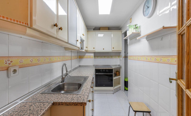 Resale - Apartment - Torrevieja - Estacion de autobuses