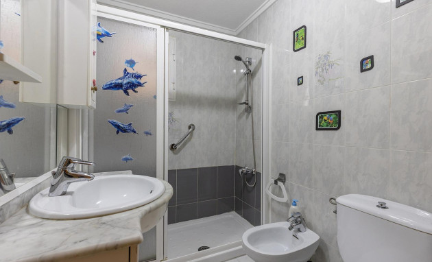 Resale - Apartment - Torrevieja - Estacion de autobuses