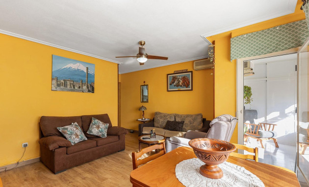 Resale - Apartment - Torrevieja - Estacion de autobuses