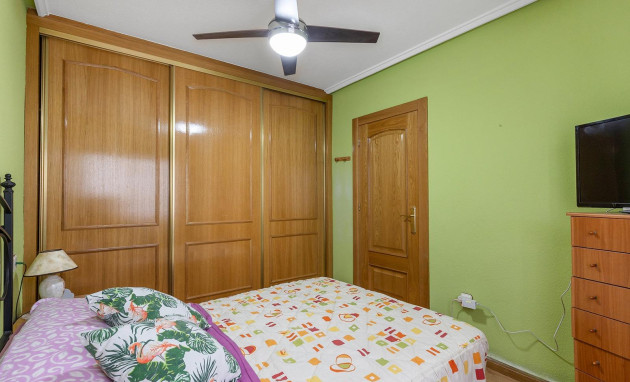Resale - Apartment - Torrevieja - Estacion de autobuses