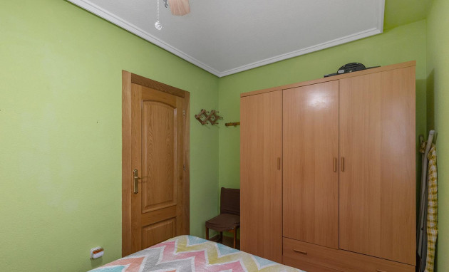 Resale - Apartment - Torrevieja - Estacion de autobuses