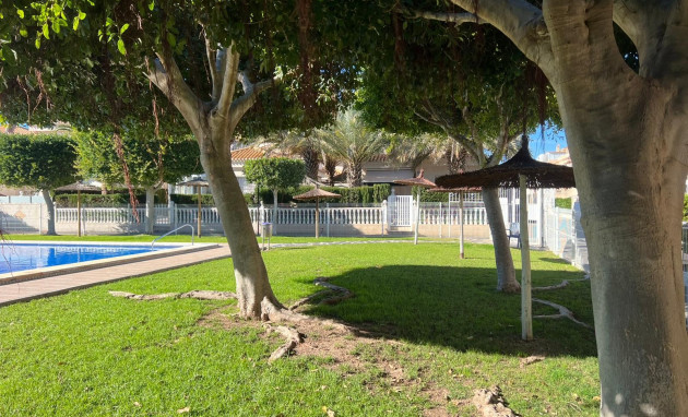 Herverkoop - House - Quad - Orihuela Costa - Playa Flamenca