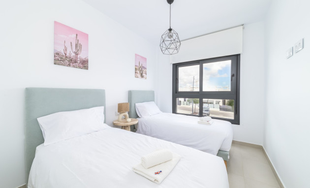 Resale - Apartment - Pilar de la Horadada