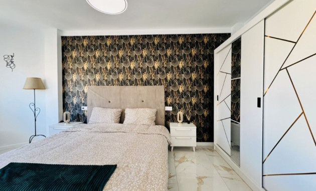 Herverkoop - Apartment - La Mata