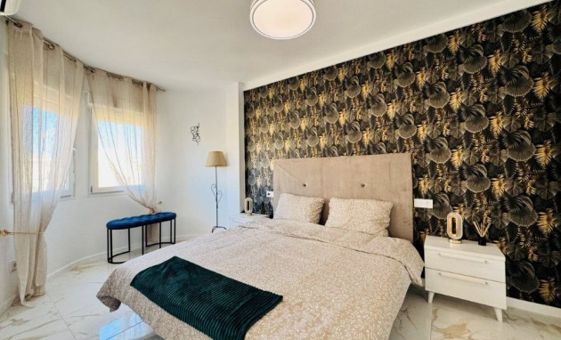 Herverkoop - Apartment - La Mata