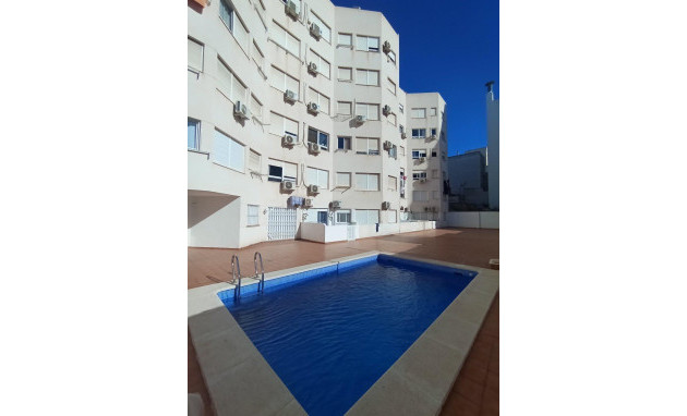 Herverkoop - Apartment - Torrevieja - La Mata pueblo