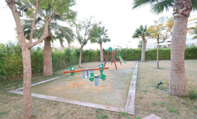 Herverkoop - Apartment - Orihuela Costa - Punta Prima