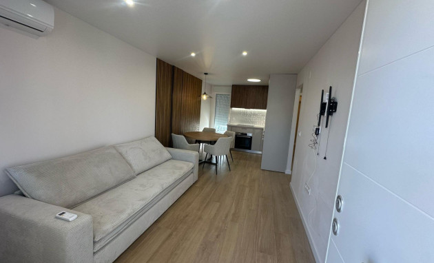 Herverkoop - Bungalow - Gelijkvloers - Torrevieja - Centro