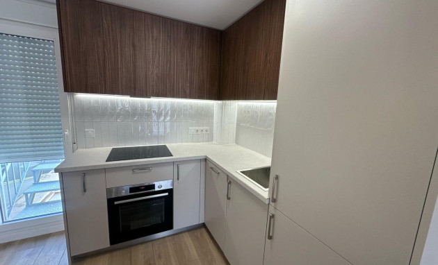 Herverkoop - Bungalow - Gelijkvloers - Torrevieja - Centro