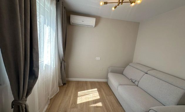 Herverkoop - Bungalow - Gelijkvloers - Torrevieja - Centro