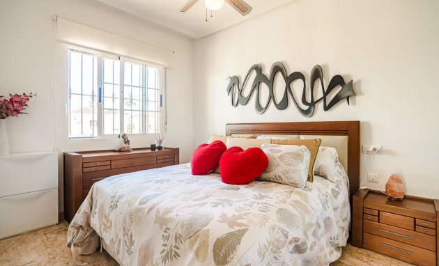 Herverkoop - Villa - Guardamar del Segura - EL RASO