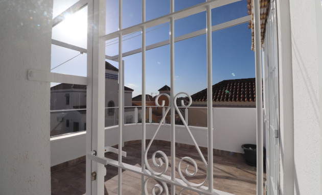 Herverkoop - Detached Villa - Orihuela Costa - Villamartin