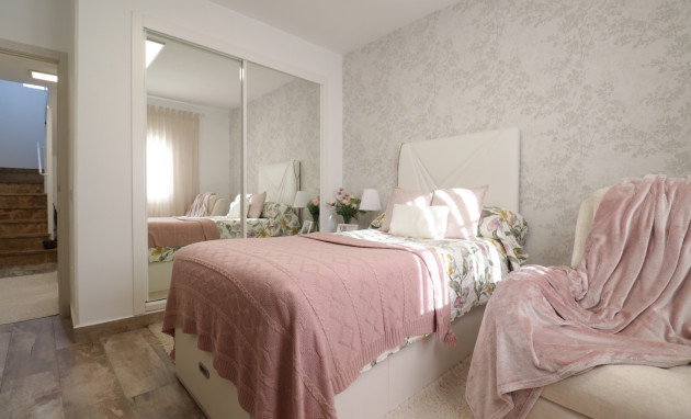 Herverkoop - Detached Villa - Orihuela Costa - Villamartin