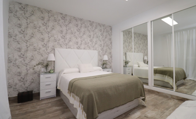 Herverkoop - Detached Villa - Orihuela Costa - Villamartin