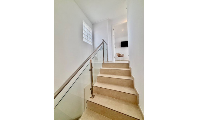 Herverkoop - Villa - Benijofar